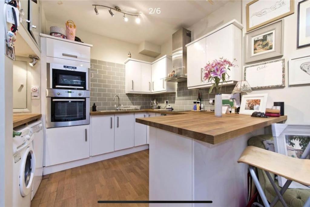 לונדון Lovely 1 Bedroom Apartment In West Kensington מראה חיצוני תמונה